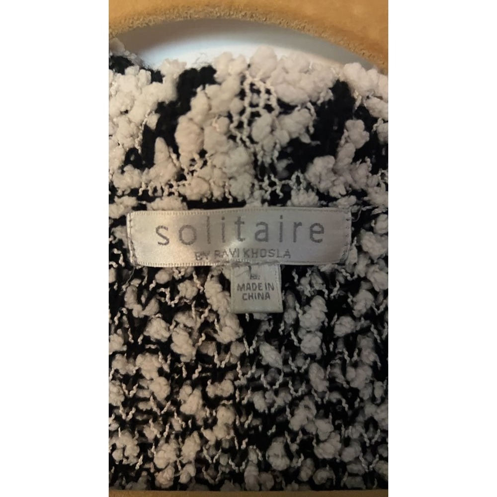 Solitaire by‎ Ravi Khosla Black and White Patterned Coat - Picture 3 of 4